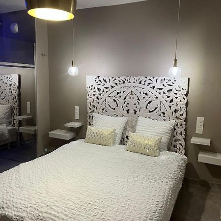 Love Room Mille Et Une Nuits Narbonne Exterior foto