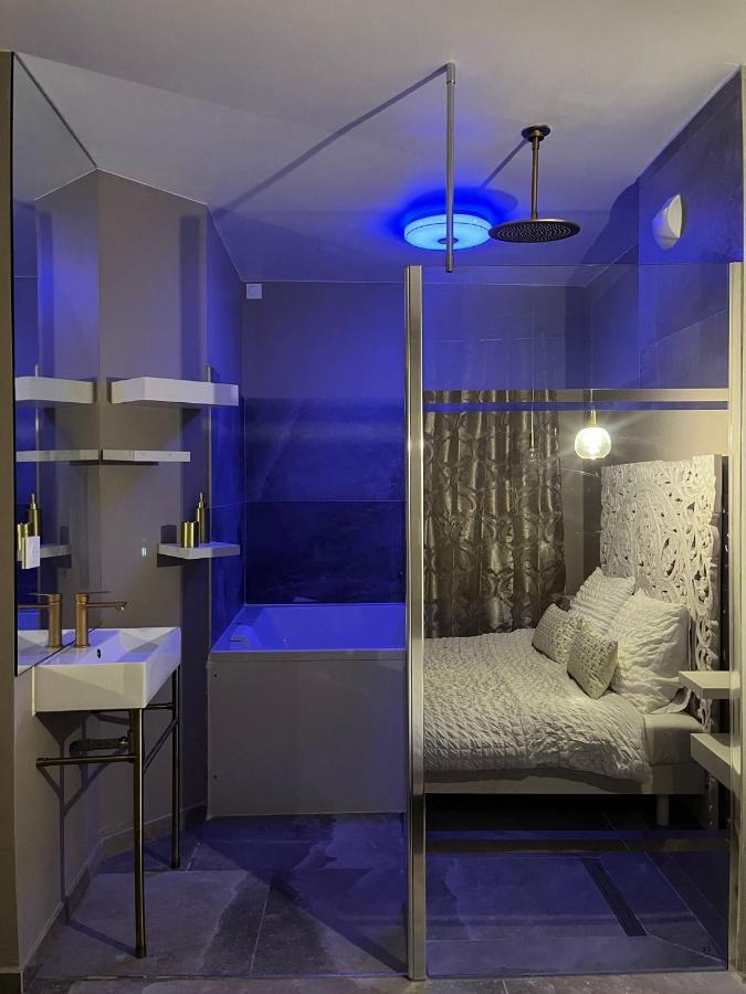Love Room Mille Et Une Nuits Narbonne Exterior foto
